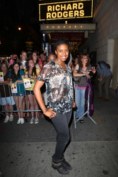 Photo Coverage: Orlando Bloom, Condola Rashad & More Meet Fans at ROMEO & JULIET Stage Door Following First Preview Image
