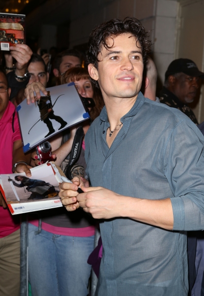 Photo Coverage: Orlando Bloom, Condola Rashad & More Meet Fans at ROMEO & JULIET Stage Door Following First Preview Image