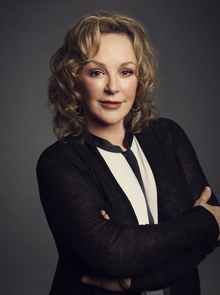 Photo Flash: PARENTHOOD Season 5 Cast Shots Image