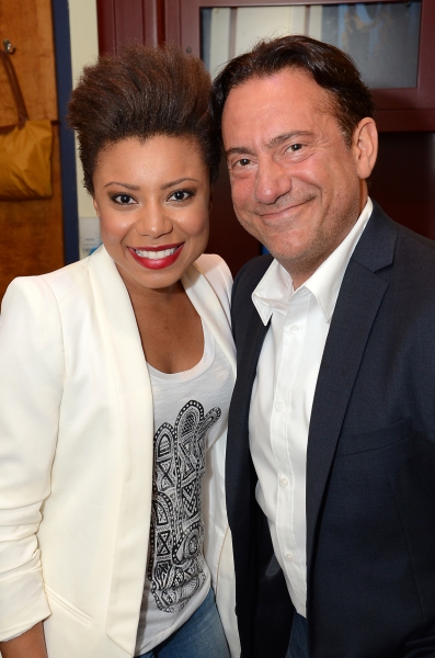 Photo Flash: Shalita Grant, Tate Donovan and More in CELEBRITY AUTOBIOGRAPHY at Stage 72 Image