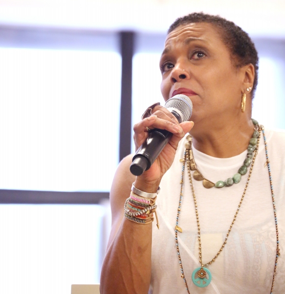 Photo Coverage: In Rehearsal with Dee Dee Bridgewater for LADY DAY Image