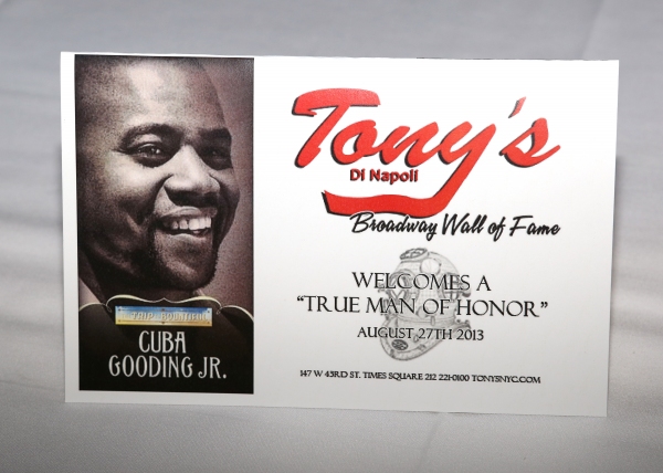 Photo Coverage: Cuba Gooding Jr. Unveils Portrait at Tony Di Napoli's Image