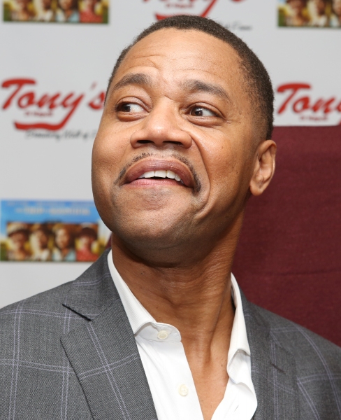 Photo Coverage: Cuba Gooding Jr. Unveils Portrait at Tony Di Napoli's Image