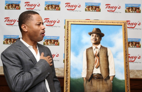 Photo Coverage: Cuba Gooding Jr. Unveils Portrait at Tony Di Napoli's 