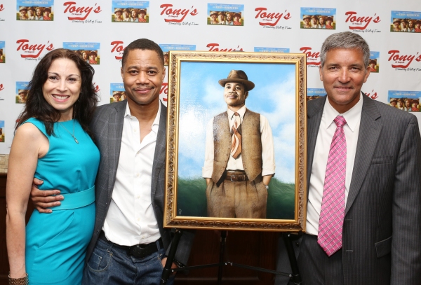 Photo Coverage: Cuba Gooding Jr. Unveils Portrait at Tony Di Napoli's Image