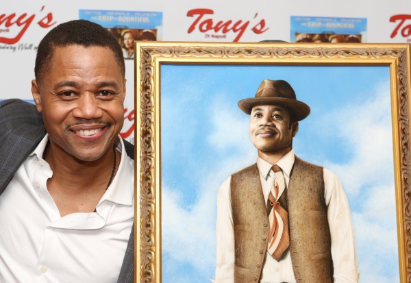 Photo Coverage: Cuba Gooding Jr. Unveils Portrait at Tony Di Napoli's Image
