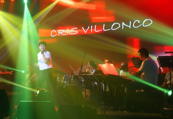 Photo Coverage: Salonga, Geronimo, Go Lead Concert for Philippine Typhoon Victims Image