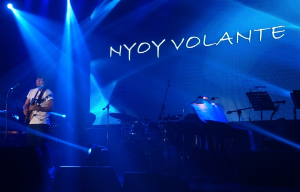 Photo Coverage: Salonga, Geronimo, Go Lead Concert for Philippine Typhoon Victims Image