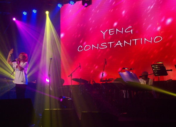 Photo Coverage: Salonga, Geronimo, Go Lead Concert for Philippine Typhoon Victims Image