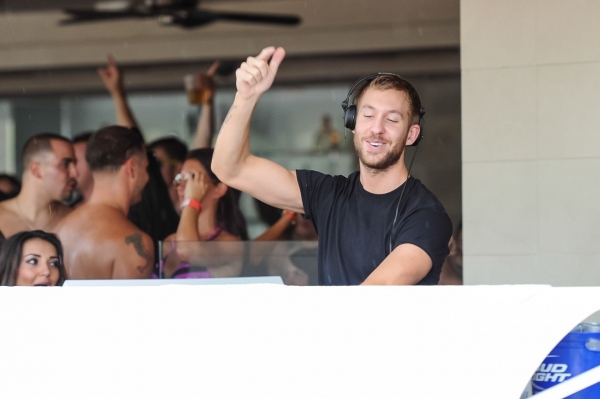 Photo Flash: Calvin Harris, Tommy Trash and More at Wet Republic's Labor Day Bash 