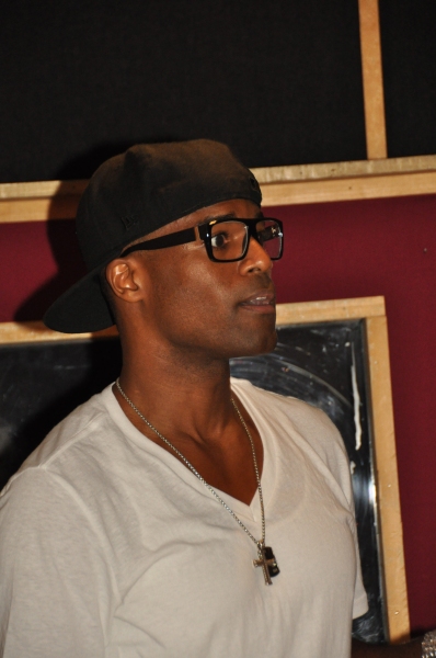 Exclusive Photo Coverage: Cast of THE LION KING Sings Carols For A Cure  Image