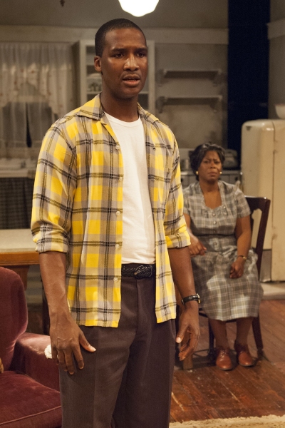 Photo Flash: First Look at TimeLine Theatre's A RAISIN IN THE SUN Image