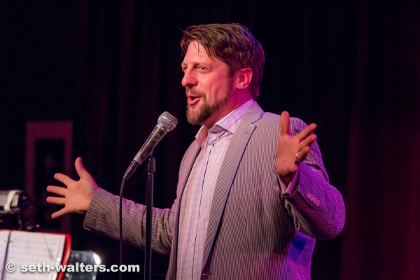 Photo Flash: Christopher Sieber Makes Birdland Debut! 