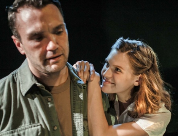 Photo Flash: First Look at The Secret Theatre's A VIEW FROM THE BRIDGE Image