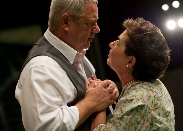 Photo Flash: First Look at The REP's ALL MY SONS at Pittsburgh Playhouse Image