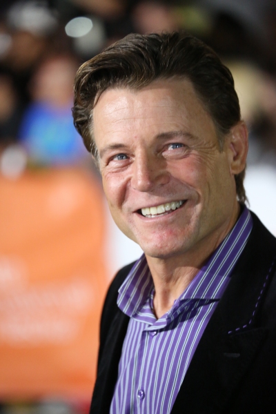 Photo Coverage: Zac Efron, Paul Giamatti & More at PARKLAND's TIFF Red Carpet Gala Image