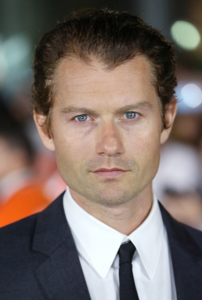 Photo Coverage: Zac Efron, Paul Giamatti & More at PARKLAND's TIFF Red Carpet Gala Image