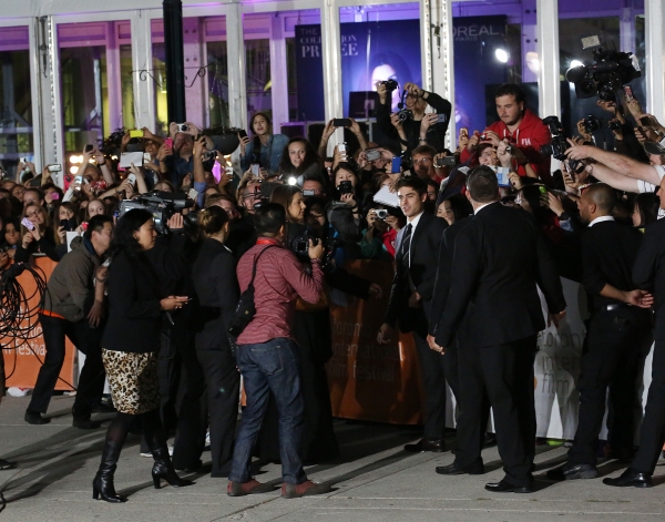 Photo Coverage: Zac Efron, Paul Giamatti & More at PARKLAND's TIFF Red Carpet Gala Image