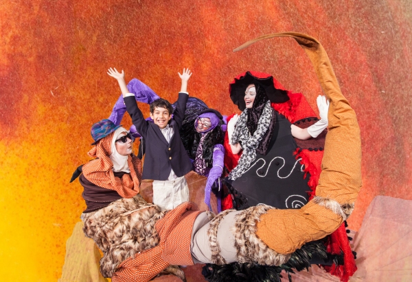 Photo Flash: NW Children's Theater's JAMES AND THE GIANT PEACH, Begin. 9/28 