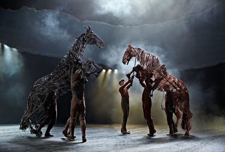 Photo Flash: National Theatre's WAR HORSE Extends Booking, Oct 27, 2014 Image