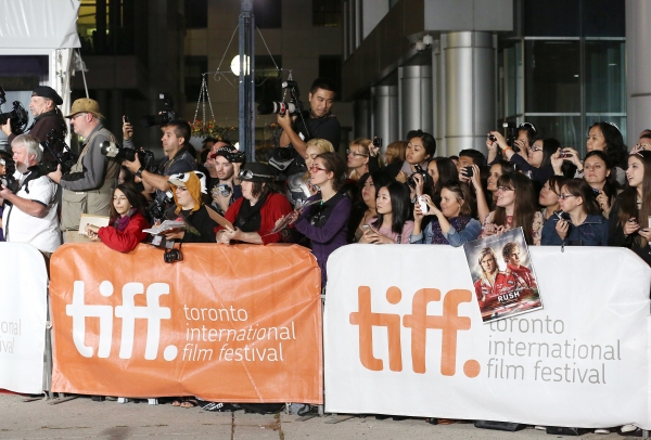 Photo Coverage: Olivia Wilde, Chris Hemsworth & More at RUSH Tiff Red Carpet Gala Image
