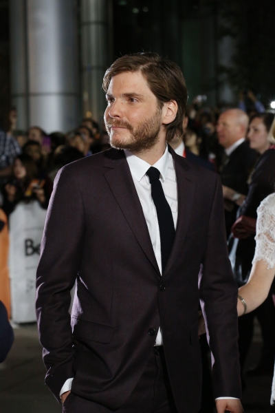 Photo Coverage: Olivia Wilde, Chris Hemsworth & More at RUSH Tiff Red Carpet Gala Image