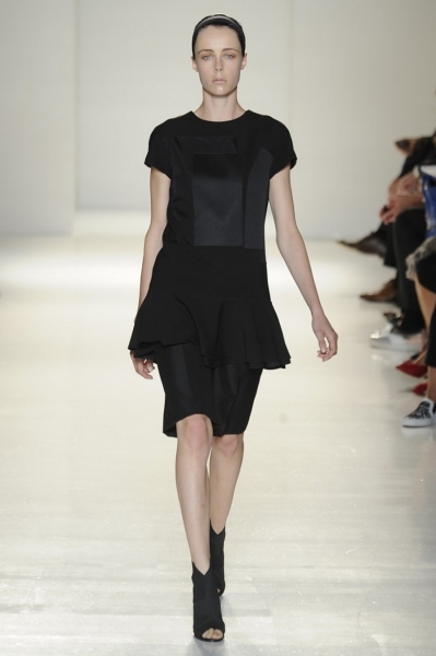 Photo Coverage: Victoria Beckham S/S 2014 Collection Preview Image