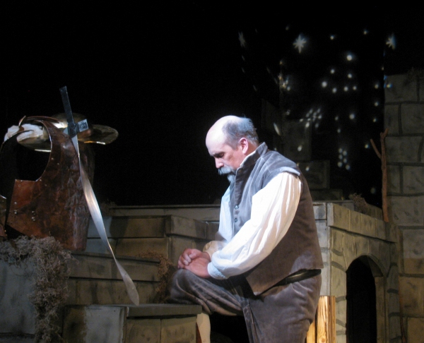 Photo Flash: Actors' NET's MAN OF LA MANCHA Opens Tonight Image