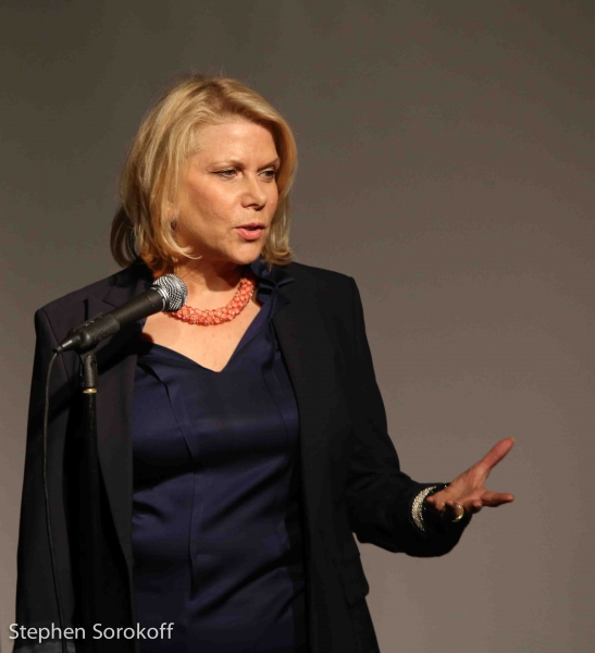 Photo Coverage: Rosanna Scotto Hosts Comediennes at the Friars Club to Benefit Same Sky Image