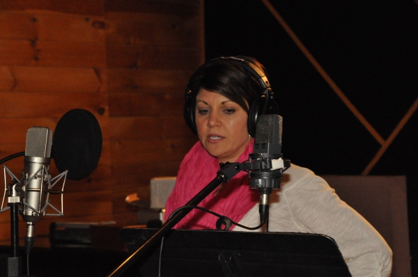 Exclusive Photo Coverage: MAMMA MIA! Cast Rejoices for Carols for a Cure!  Image