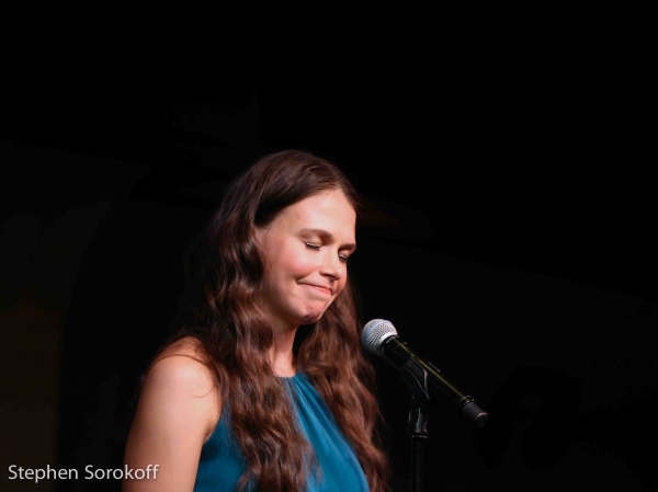 Photo Coverage: Sutton Foster Returns to Cafe Carlyle!  Image