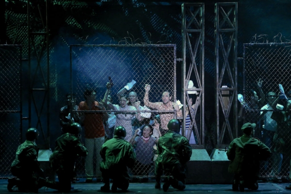 Photo Flash: First Look at Charlie Brady, Manna Nichols & More in MISS SAIGON at Starlight Image