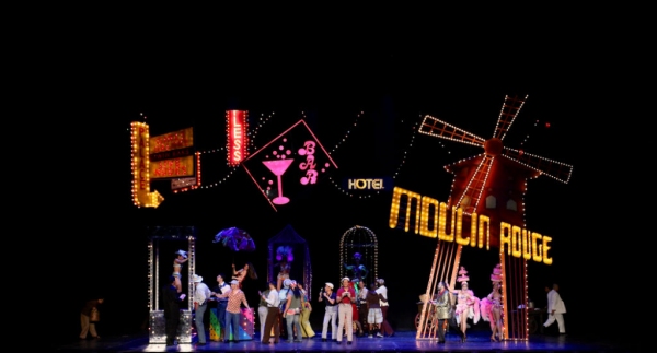 Photo Flash: First Look at Charlie Brady, Manna Nichols & More in MISS SAIGON at Starlight Image