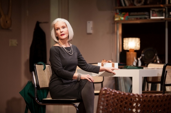 Photo Flash: First Look at Atlantic Theatre Company's WOMEN OR NOTHING Image