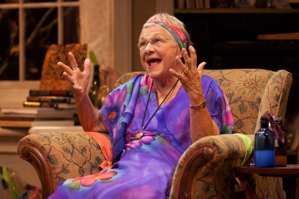Photo Flash: First Look at Stephen Spinella and Estelle Parsons in THE VELOCITY OF AUTUMN at Arena Stage 