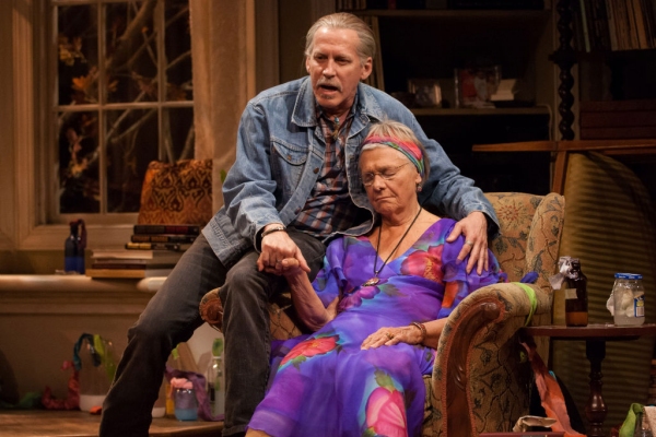 Photo Flash: First Look at Stephen Spinella and Estelle Parsons in THE VELOCITY OF AUTUMN at Arena Stage Image