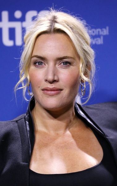 Photo Coverage: Kate Winslet, Josh Brolin & More Attend LABOR DAY TIFF Photo Call Image