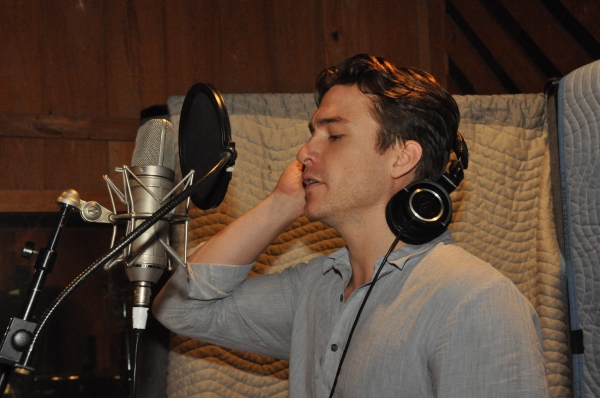 Exclusive Photo Coverage: Reeve Carney, Rebecca Faulkenberry & SPIDER-MAN Cast Sing Carols For A Cure  Image