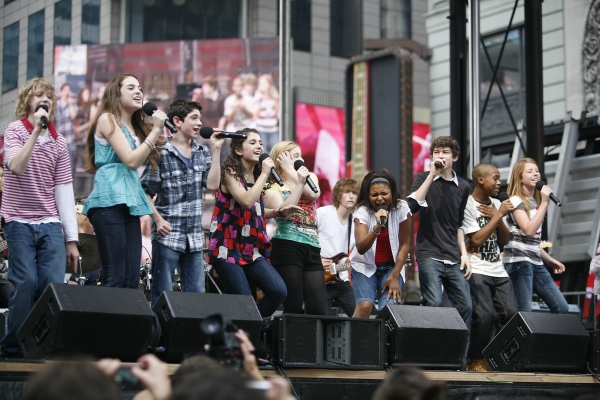 Photo Flashback: Ariana Grande on Broadway!  Image