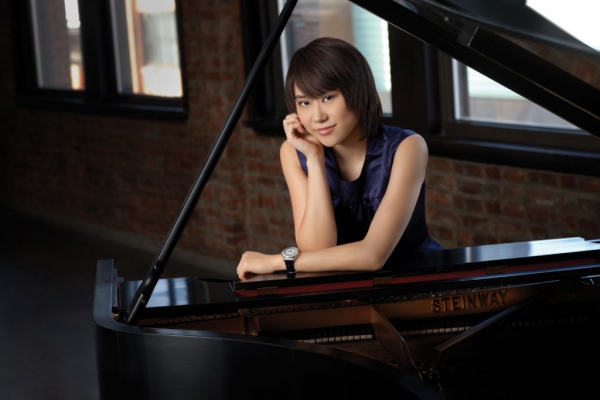 Photo Flash: Sneak Peek at Pianist Yula Wang Debuting in Boston Recital Tonight 