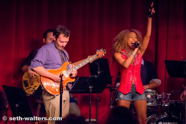 Photo Flash: Tonya Pinkins, N'Kenge and More at POP SHOW's Michael Jackson Tribute Image