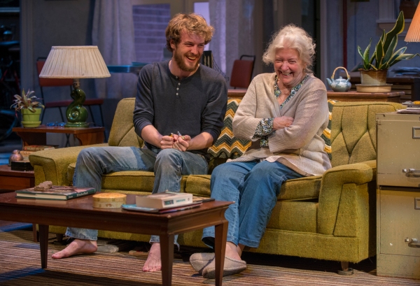 Photo Flash: First Look at Northlight Theatre's 4000 MILES Image