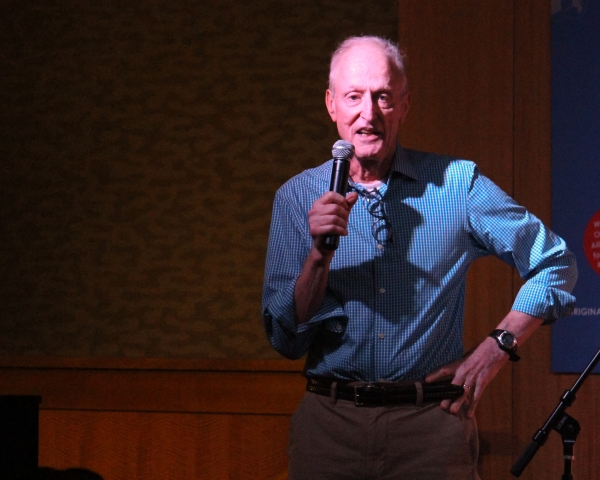 Photo Coverage: CLOSER THAN EVER Celebrates Album Release at Barnes & Noble Image