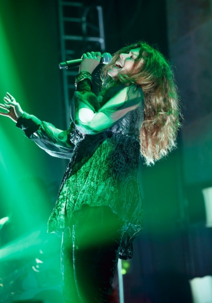 Photo Flash: First Look at Mary Bridget Davies in A NIGHT WITH JANIS JOPLIN on Broadway! Image