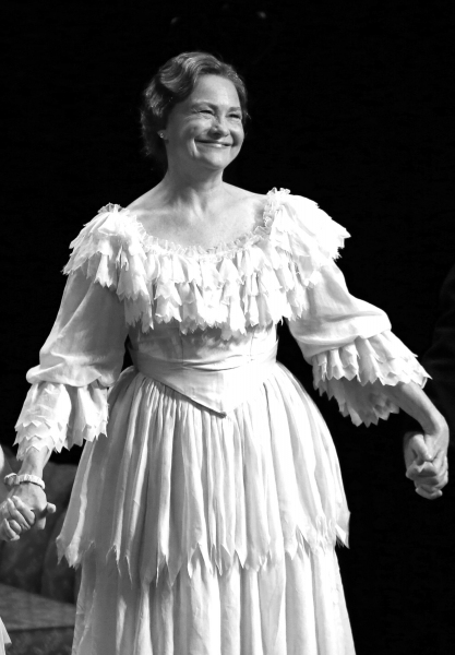 Photo Coverage: THE GLASS MENAGERIE Opening Night Curtain Call  Image