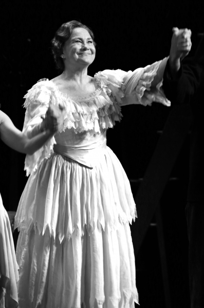 Photo Coverage: THE GLASS MENAGERIE Opening Night Curtain Call  Image