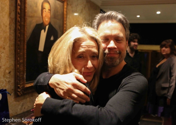 Photo Coverage: Natalie Douglas Plays Late Night Cafe Carlyle 