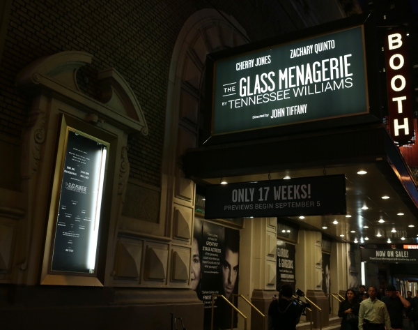 Photo Coverage: Opening Night Arrivals for THE GLASS MENAGERIE 