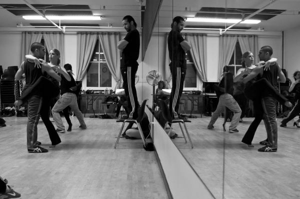 Photo Flash: In Rehearsal with Luis Salgado & LATIN QUARTER SHOW Dancers Image