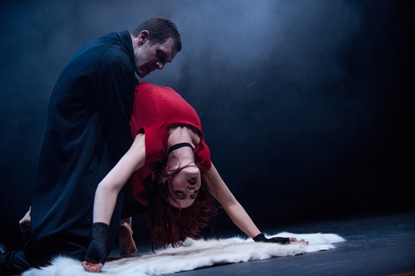 Photo Flash: First Look at Mark Bruce Company's DRACULA Image